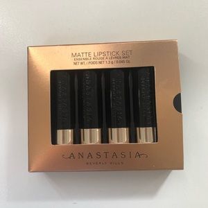 Anastasia Beverly Hills Matte Lipstick Set